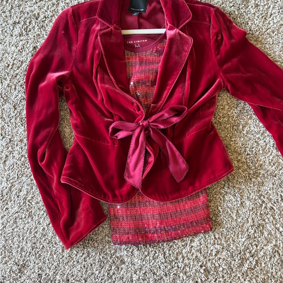 Classy Velvet Jacket and Sparkly tank top - Picture 8 of 8